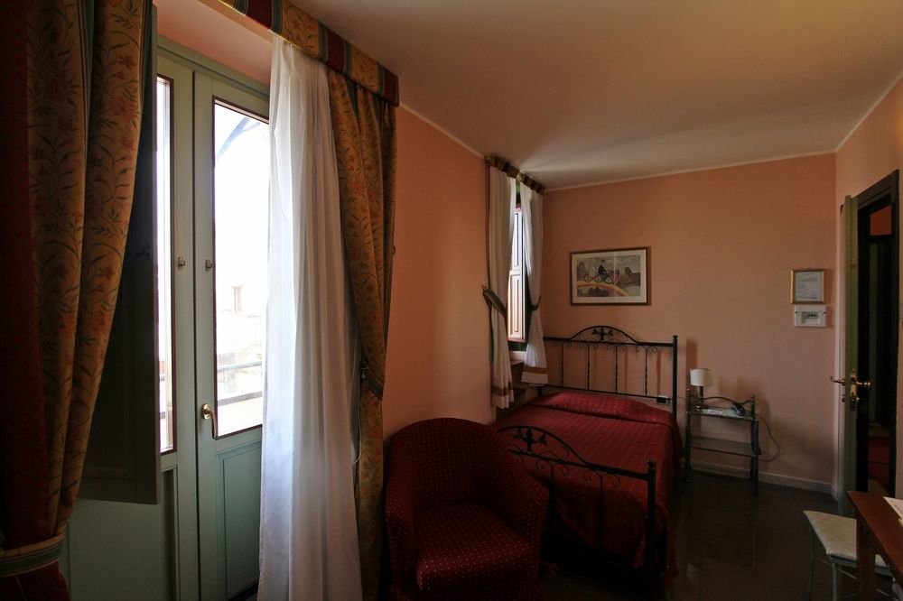Hotel Posta Syracuse Ngoại thất bức ảnh
